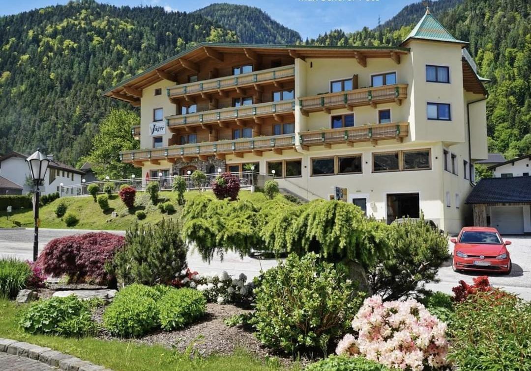 Hotel Gasthof Jaeger Zillertal Schlitters Bagian luar foto