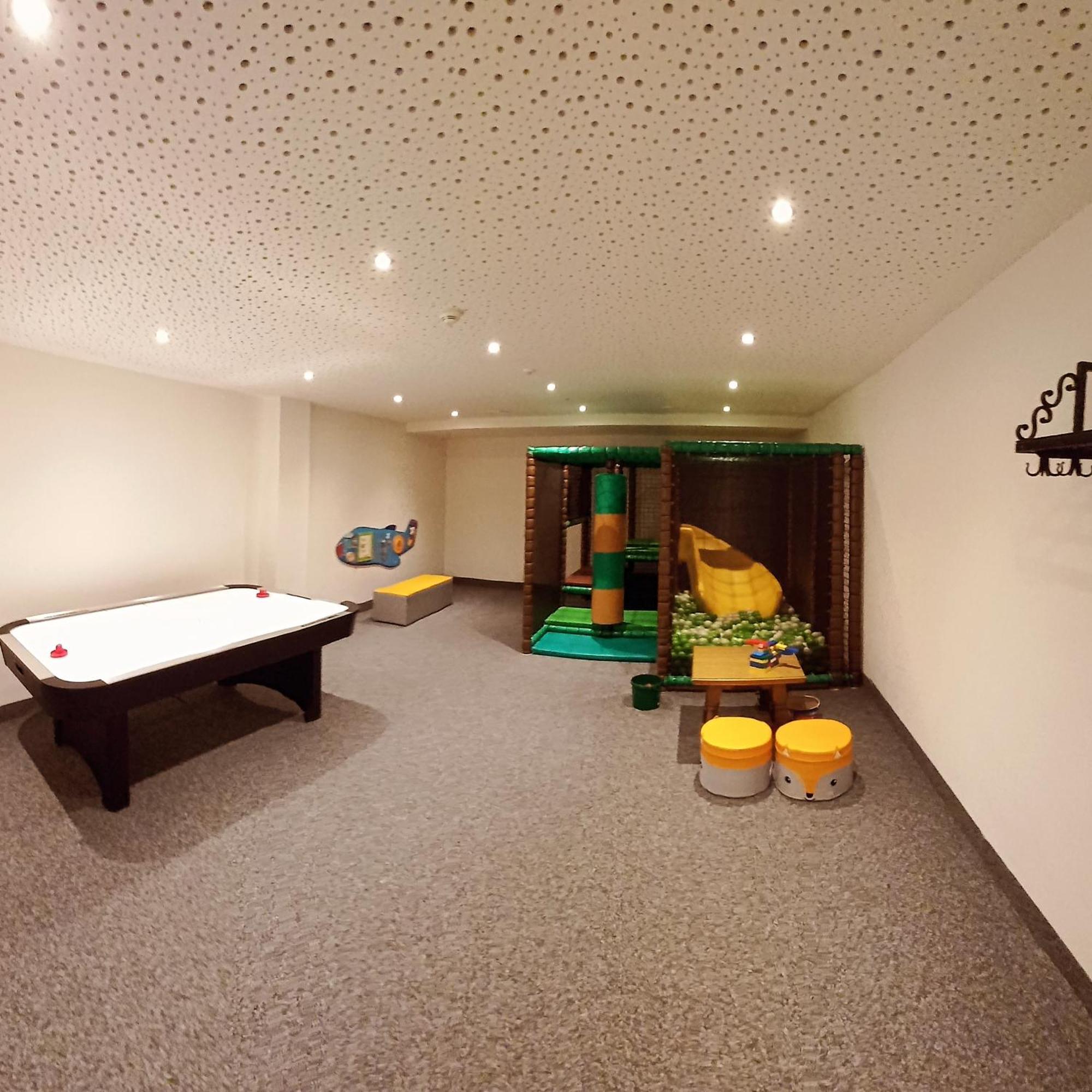 Hotel Gasthof Jaeger Zillertal Schlitters Bagian luar foto