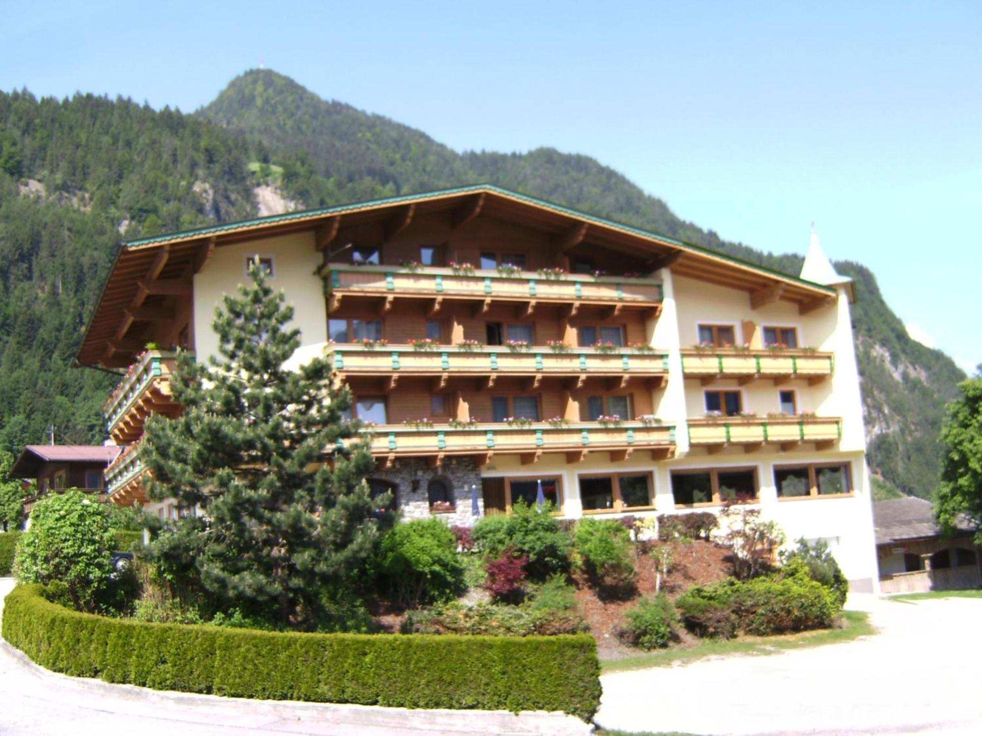 Hotel Gasthof Jaeger Zillertal Schlitters Bagian luar foto