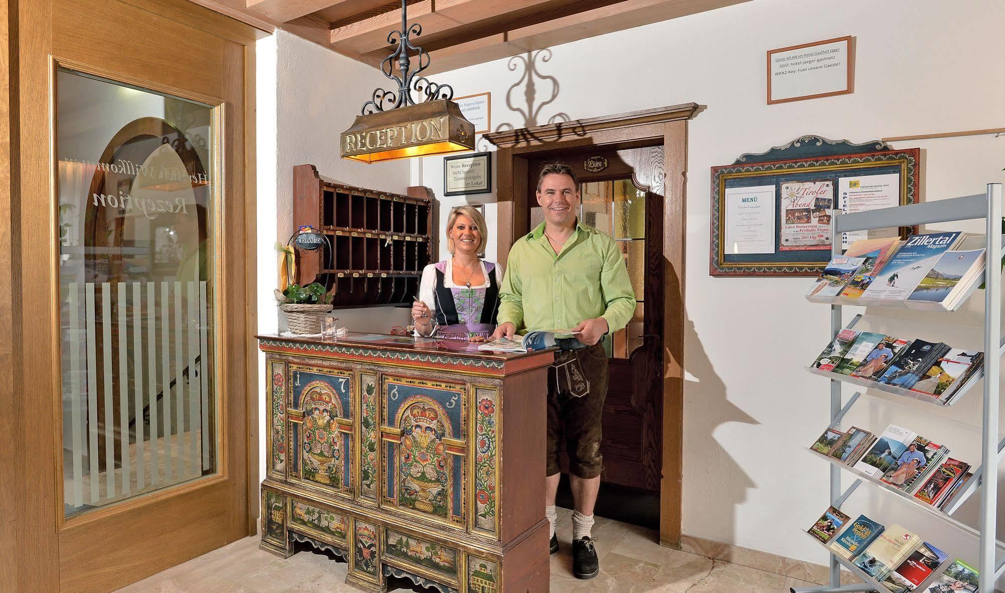 Hotel Gasthof Jaeger Zillertal Schlitters Bagian luar foto
