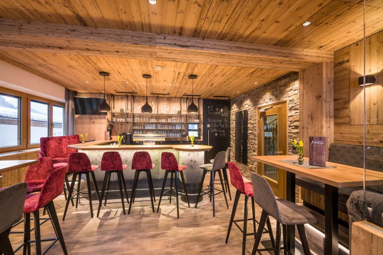 Hotel Gasthof Jaeger Zillertal Schlitters Bagian luar foto